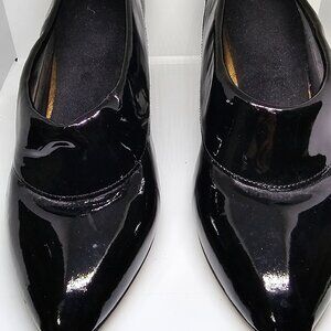 Arturo Chiang Pilar Patent Leather Booties Size 6.5.